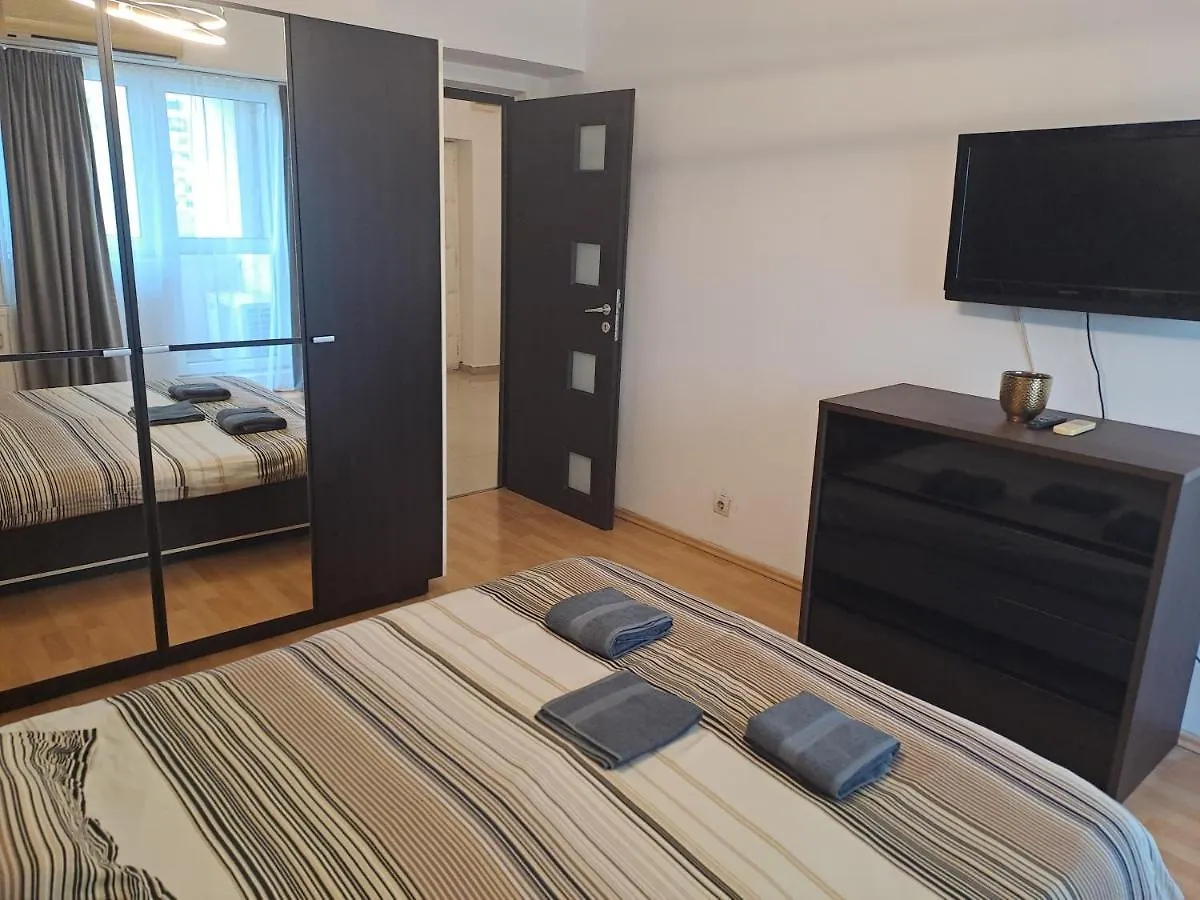 New Luxury Ultra Central Flat At Unirii Square Bucharest